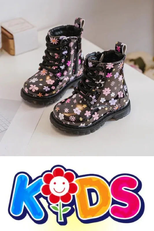 trendy sneakers for women’s active lifestyle -KIDS LACE UP ANKLE LENGTH BOOTS IN BLACK IN 19-24 SIZES