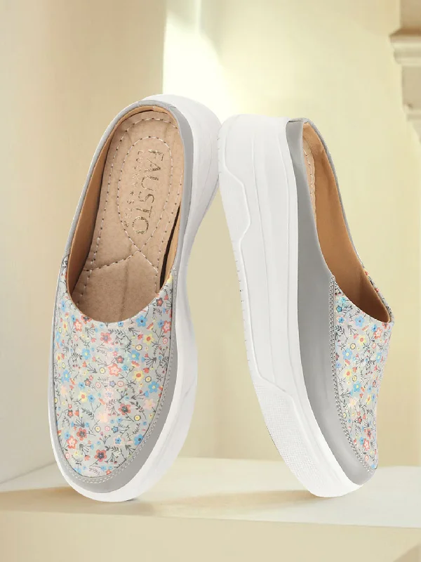 chic slip-on shoes for women’s casual wear -Women Grey Stiched Floral Print Back Open Height Enhancer Flatform Heel Slip On Casual Shoes