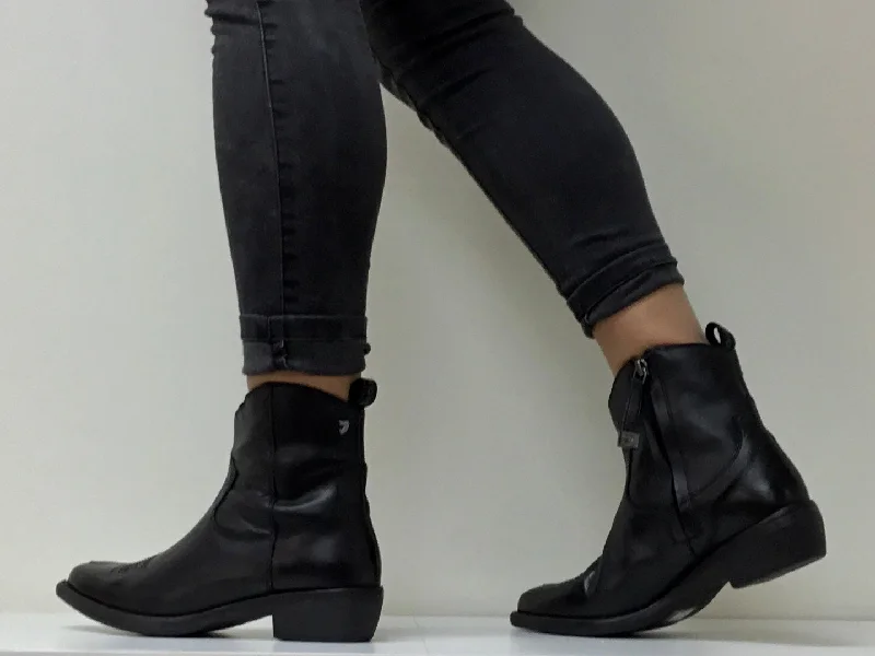 women’s trendy boots for fall weather -Gioseppo Freya