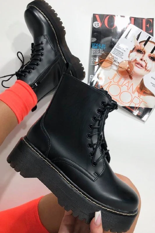 women’s trendy boots for fall weather -Black Pu Chunky Ankle Boots