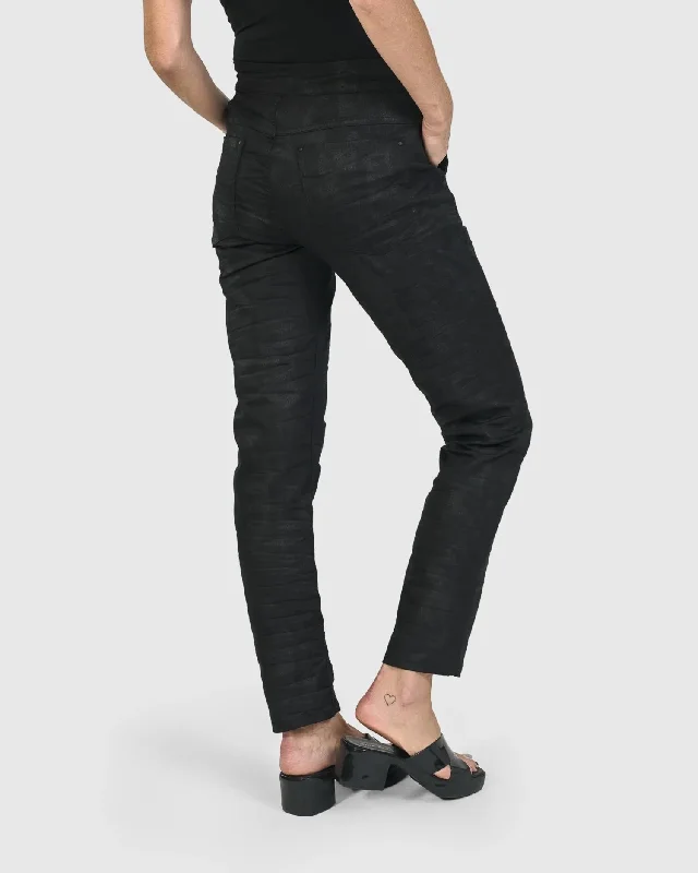 trendy pants for women’s weekend look -Iconic Stretch Jeans, Black Washed