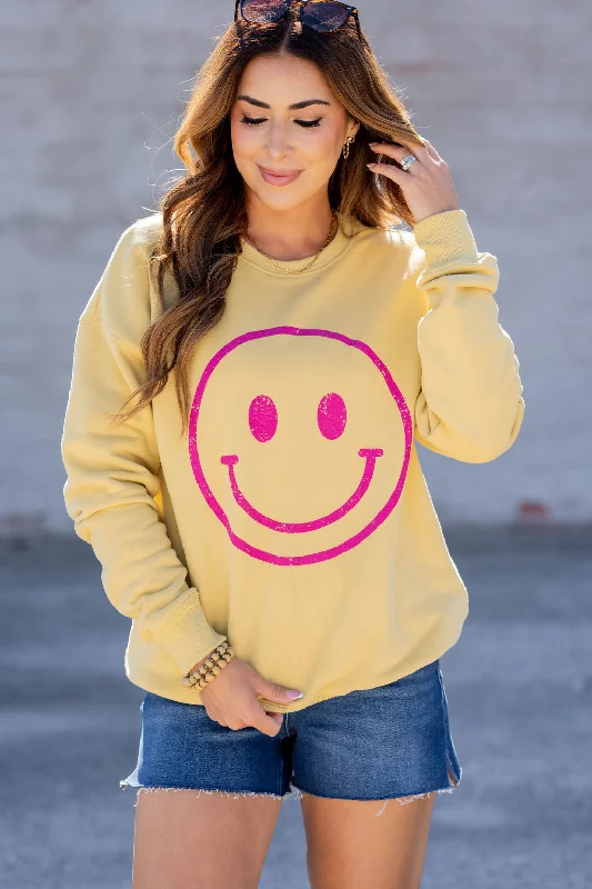 trendy women’s skirts for summer outfits -Smiley Face Graphic Crewneck