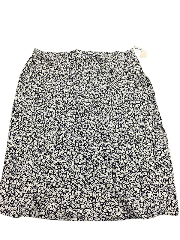 women’s versatile skirts for multiple occasions -Skirt Maxi By Old Navy In Navy, Size: 2x