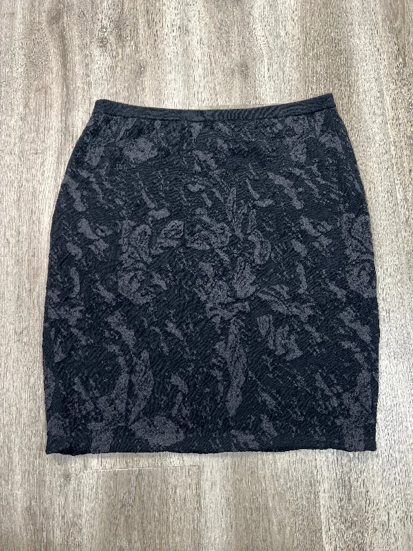 women’s fashionable loungewear for weekends -Skirt Mini & Short By Eileen Fisher In Black, Size: L